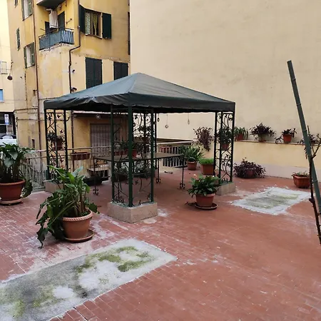 John's House Affittacamere Sanremo